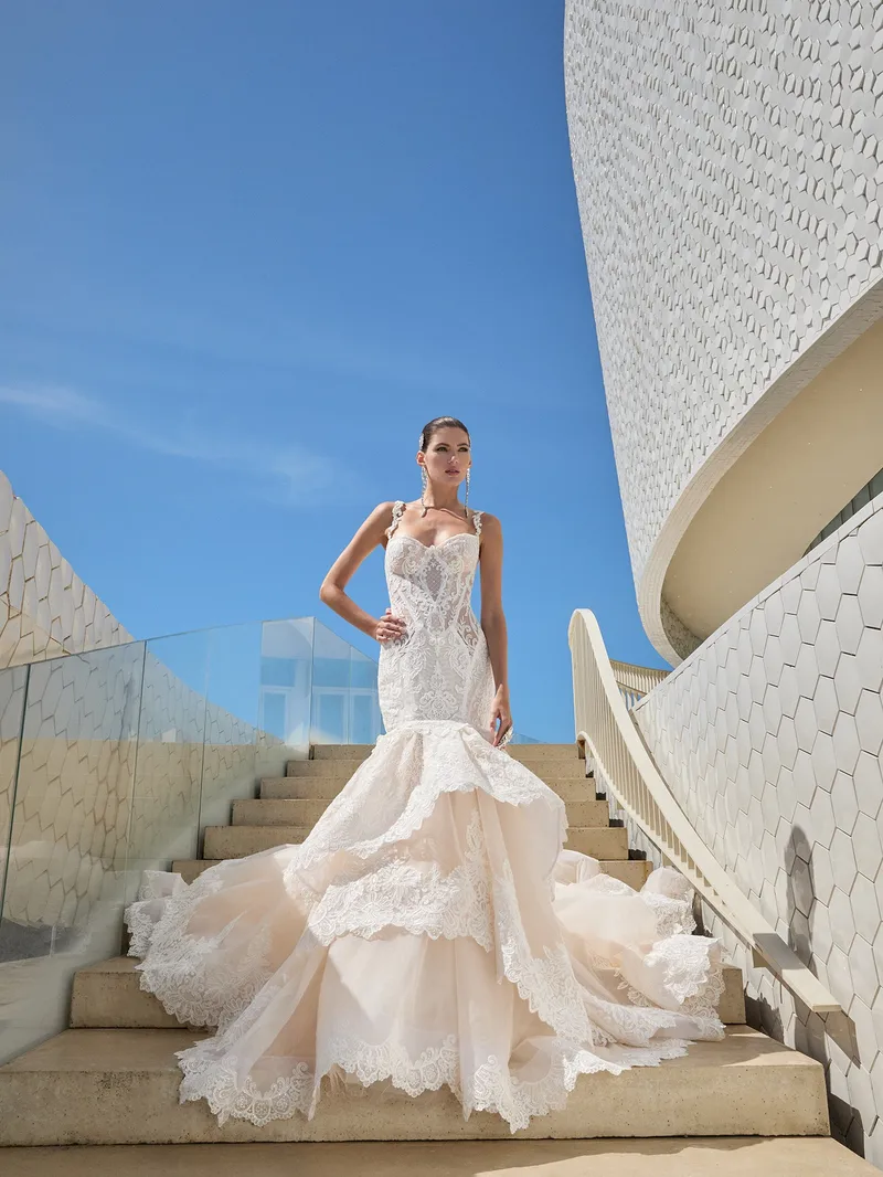 Pompadour by Galia Lahav